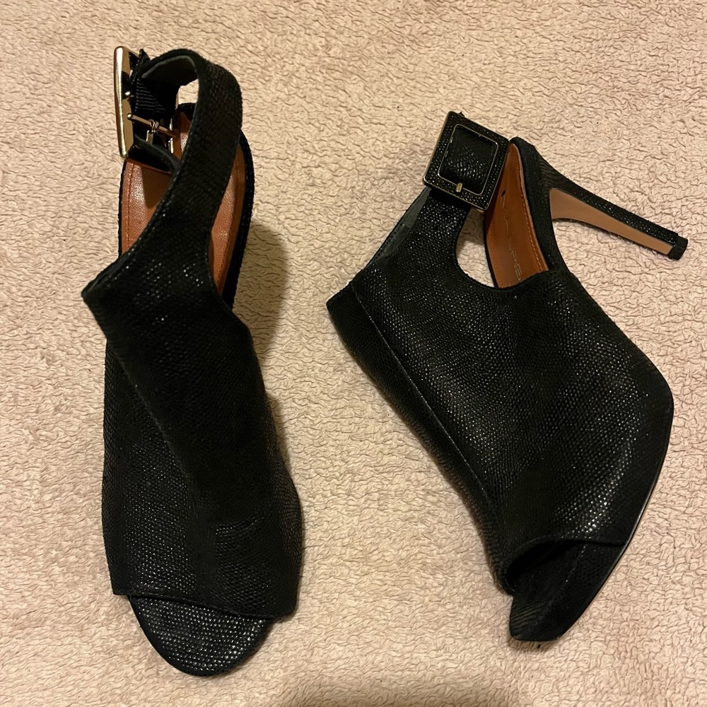 Via Spiga black peep-toe Snakeskin print Heels with buckle